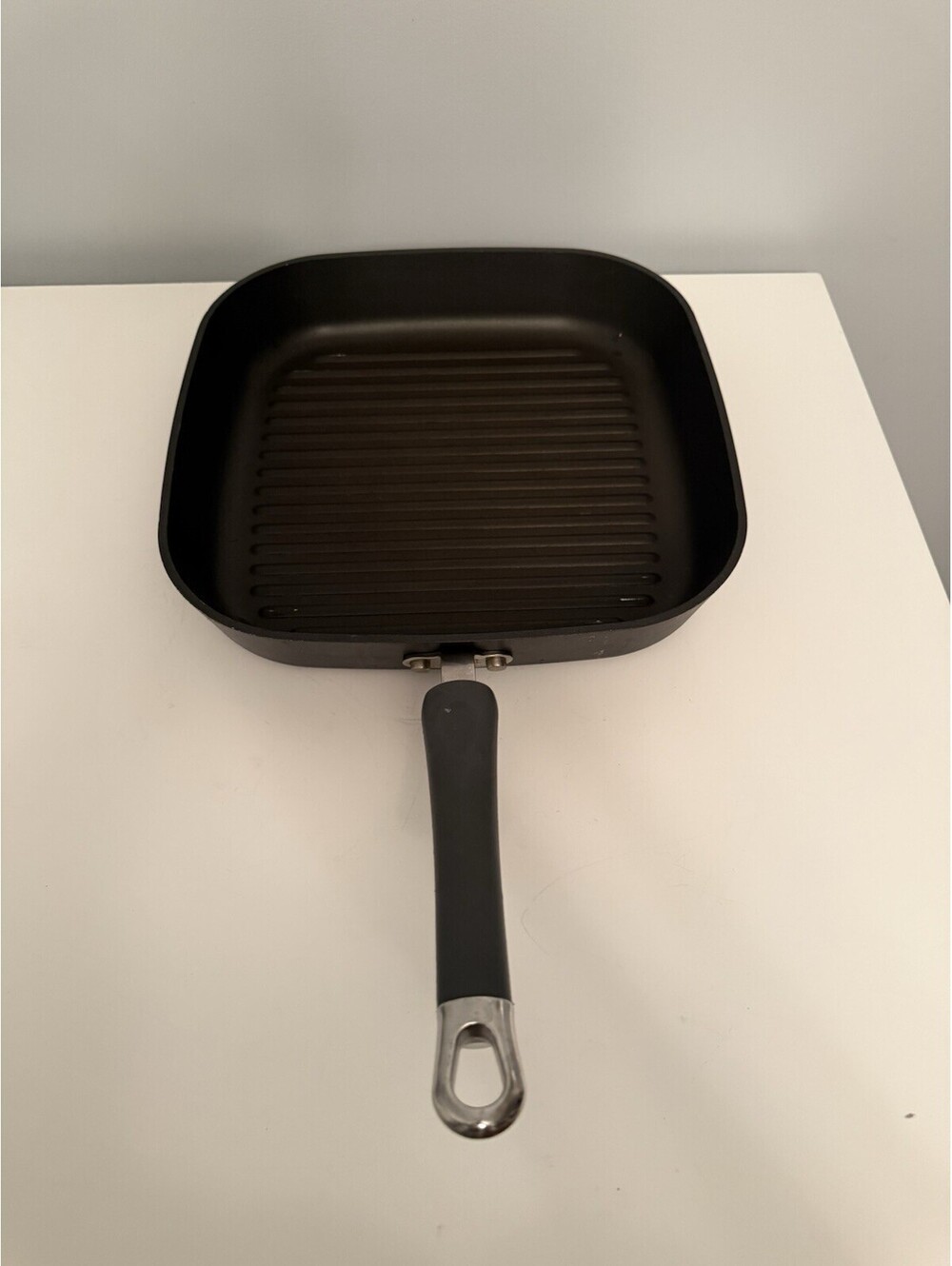 Pampered Chef Retired Black Square Grill Pan Non-Stick Skillet #2868 11” x 11”